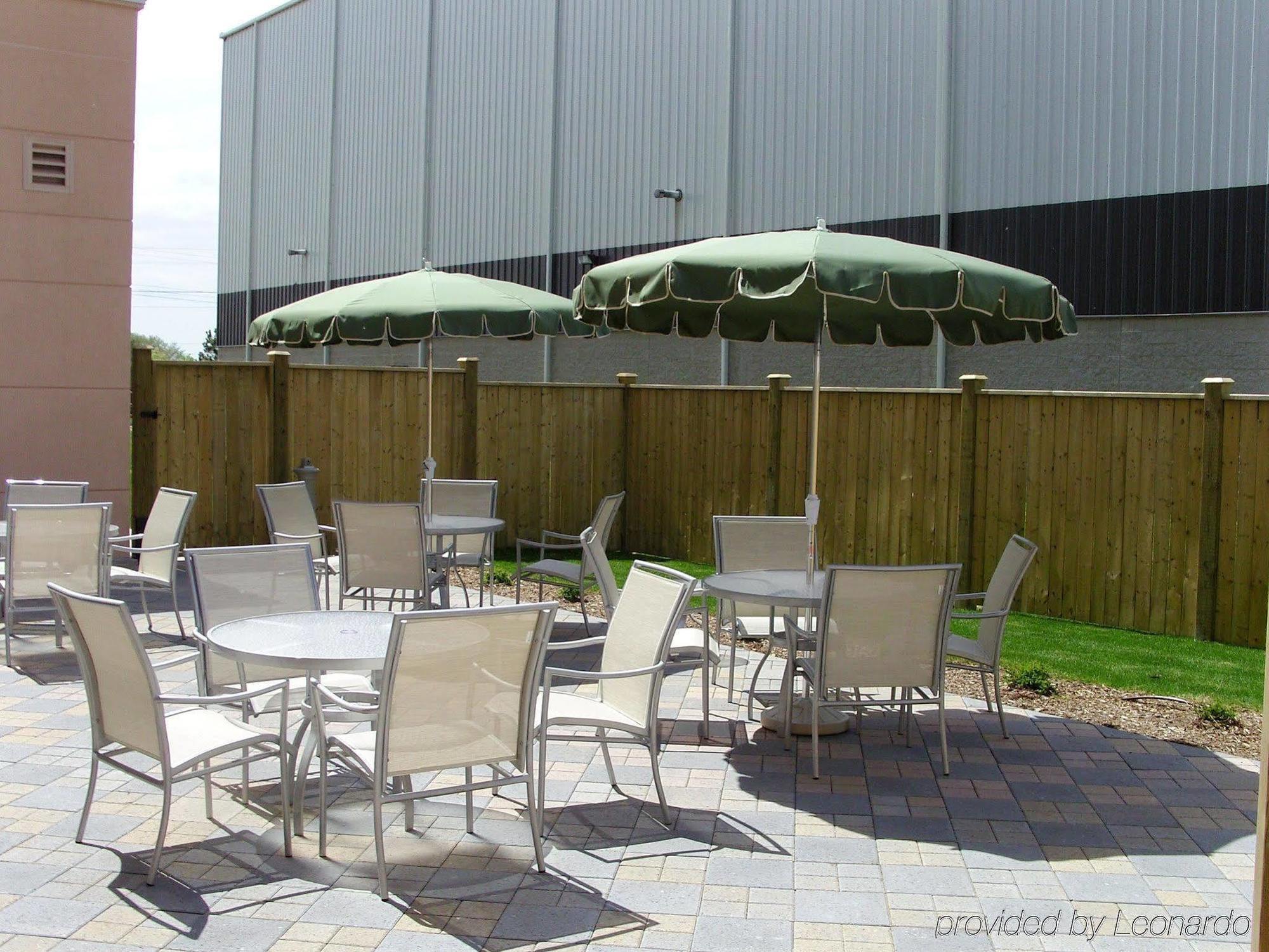 Fairfield Inn & Suites By Marriott Guelph Restaurant bilde